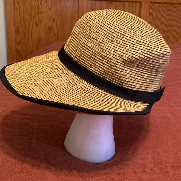 Ron Jon Woman’s Straw Hat with Black Ribbon & Trim with Adjustable Velcro Strip. - Picture 4 of 10